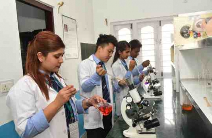 Medical Laboratory Technicia